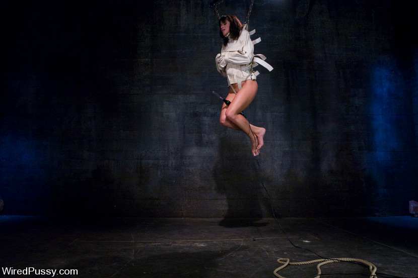 Isis Love, Cecilia Vega picture 13